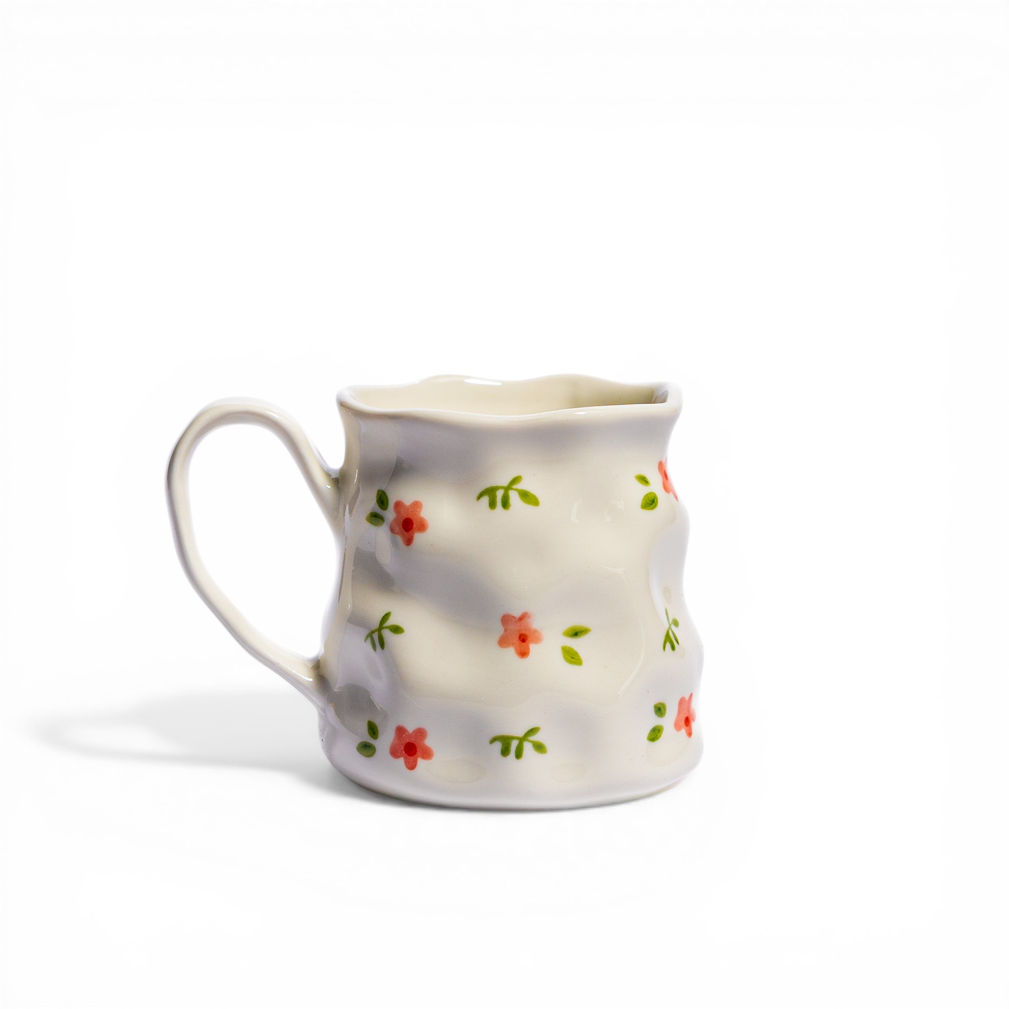 Wavy Ceramic Mug - Floral Design - Home Organization